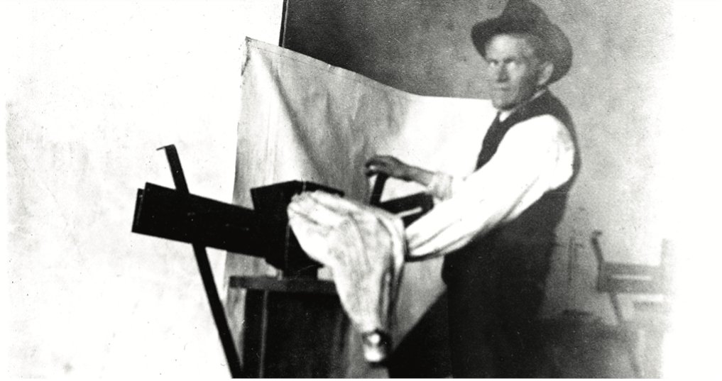 PetersenPlugs's tweet photo. Why are we able to meet our customers' needs so well?
Because we've been doing it for over 100 years!
Petersen's first patent was issued to George Petersen in 1916, the grandfather of the current CEO Phil Lundman. 
https://t.co/30K9LwKQTy https://t.co/OoZ2hB0jDE