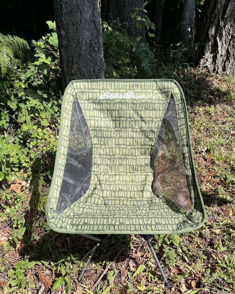 eddiebauer's tweet image. Sit back and relax — compact, lightweight, and designed for any adventure. The Packable Camp Chair is a camping must-have. ⛺️🌞🌲