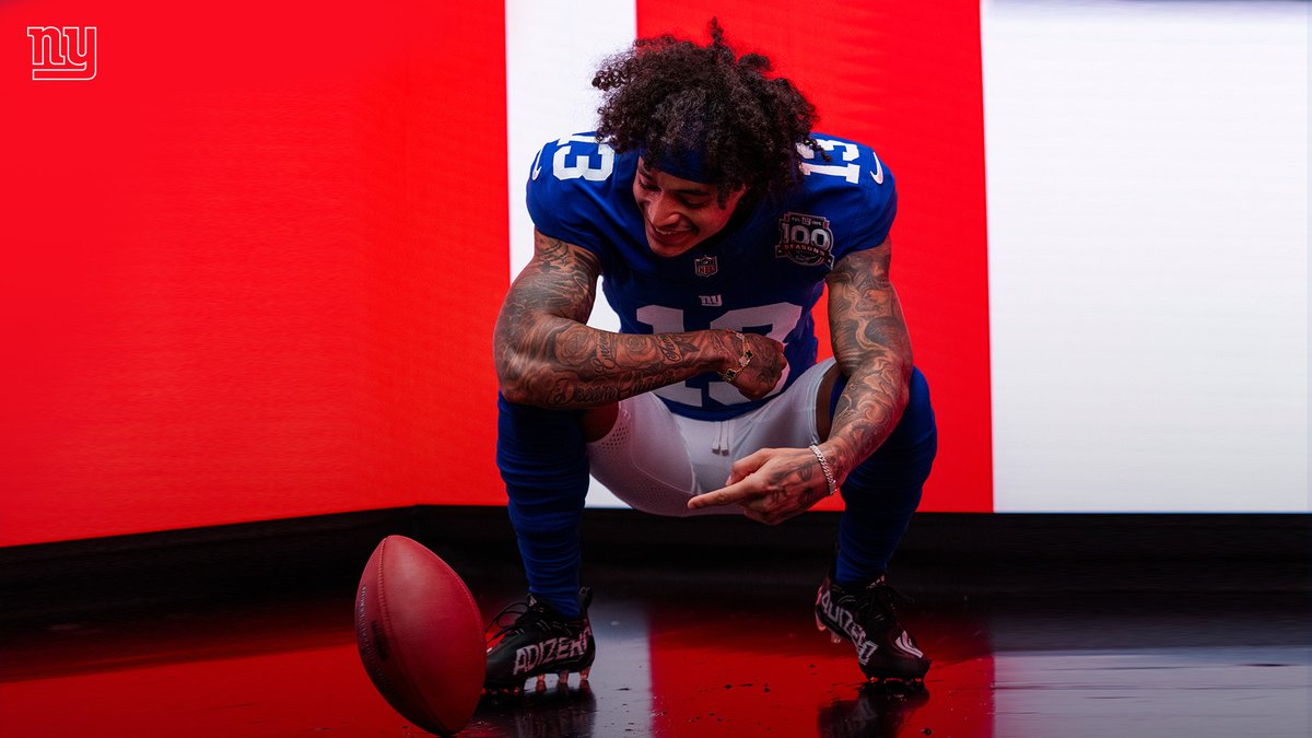 Giants's tweet photo. One Sunday closer 🔥 https://t.co/uvimyAaODl