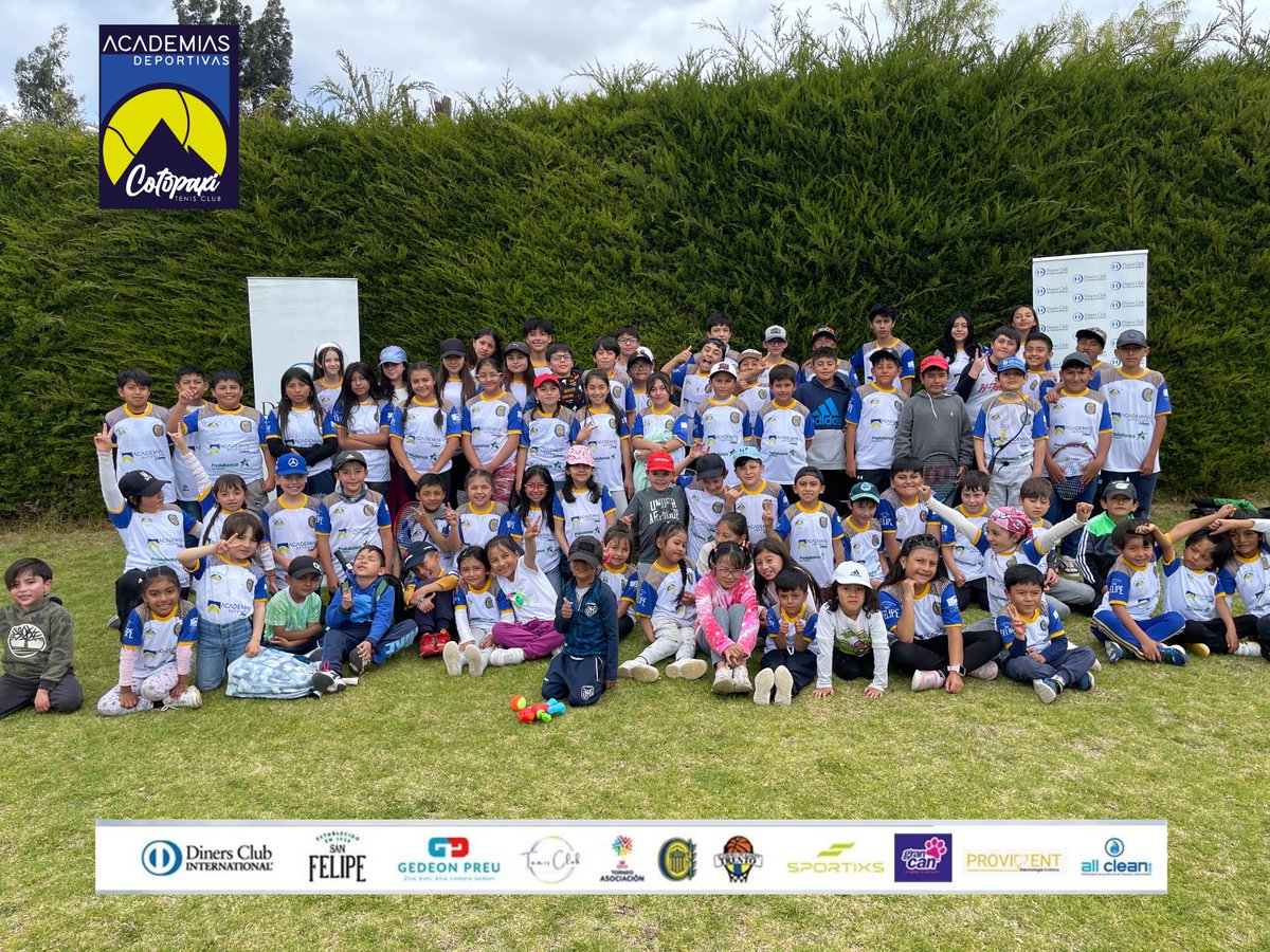 PabloTomaselli7's tweet photo. Foto📸 oficial de l Módulo I de Curso Vacacional “Diversión Total 2️⃣4️⃣”
inscripciones✏️ abiertas par el módulo II
.
#formamospersonas #deporte #latacunga💛💙 #vacacional #niñosfelices
@Rosario_Ambato @TrentoAcademias @academias_ctc https://t.co/KARIXR1sV1