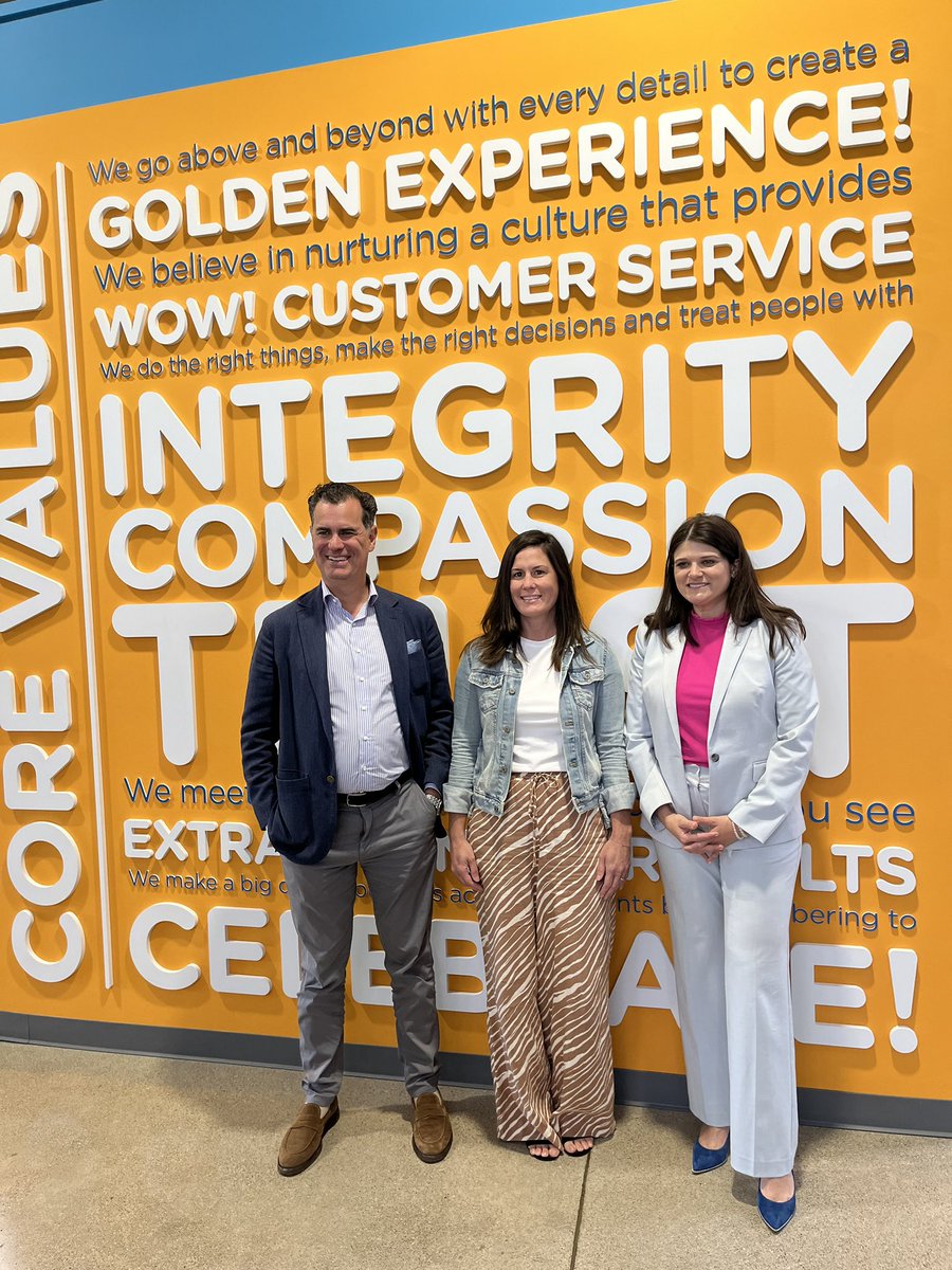 Franchising411's tweet image. Huge thank you to @GoldfishSwim for hosting an incredible #OpenforOpportunity event!

CEO @ChrisMccuiston: “These events bring us back to the initial days of opening our businesses, and everything we thought being a business owner would be. We’ve made tremendous friends and…