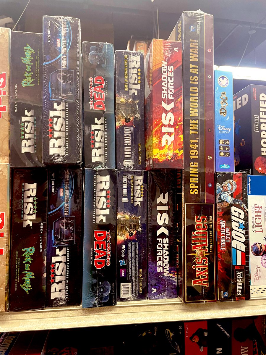 dolores_feliz's tweet photo. The complete strategist #boardgames #osprey #puzzles #books #Arsenal #toymodels https://t.co/1jGUqTbaSC