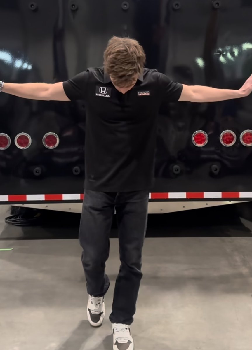 not marcus doing the Russell™️ 😭😭😭😭😭