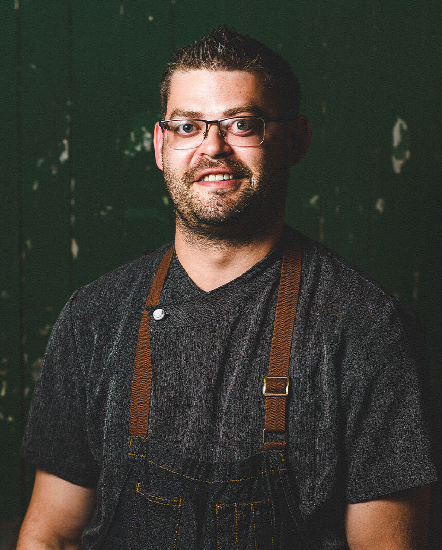 CTTechHS's tweet photo. ๐ CTECS Alumni Spotlight ๐
Executive Chef at The Charles in Wethersfield and current Summer Guest Chef at Gather55 in Hartford, Chef Tom Kaldy is a Bristol TEC alum and a #CulinaryArts success story!
#CTE #CareerTechEd #CTEworks #CTECSworks https://t.co/8tdy6AQnQK