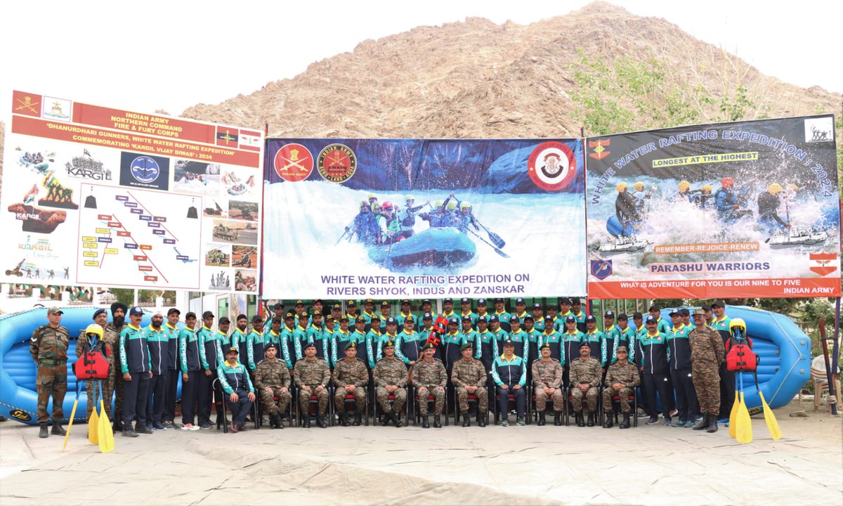 firefurycorps's tweet photo. #KVDRajatJayanti
To commemorate #Kargil Vijay Diwas Rajat Jayanti #IndianArmy Regiment of Artillery and #ArmyAdventureWing, are conducting #WhiteWaterRafting Expedition on Indus, Zanskar and Shyok Rivers. 60 Gunner Rafters of Fire and Fury Corps embrace the chilling waters and challenging rivers in the rarified atmosphere of Ladakh over 645 kms, to pay tribute to the Bravery of #KargilWarriors. The expedition was flagged off by GOC Fire and Fury Corps.
@adgpi
@NorthernComd_IA
@lg_ladakh
@prodefleh
@KVD2024
@kheloindia