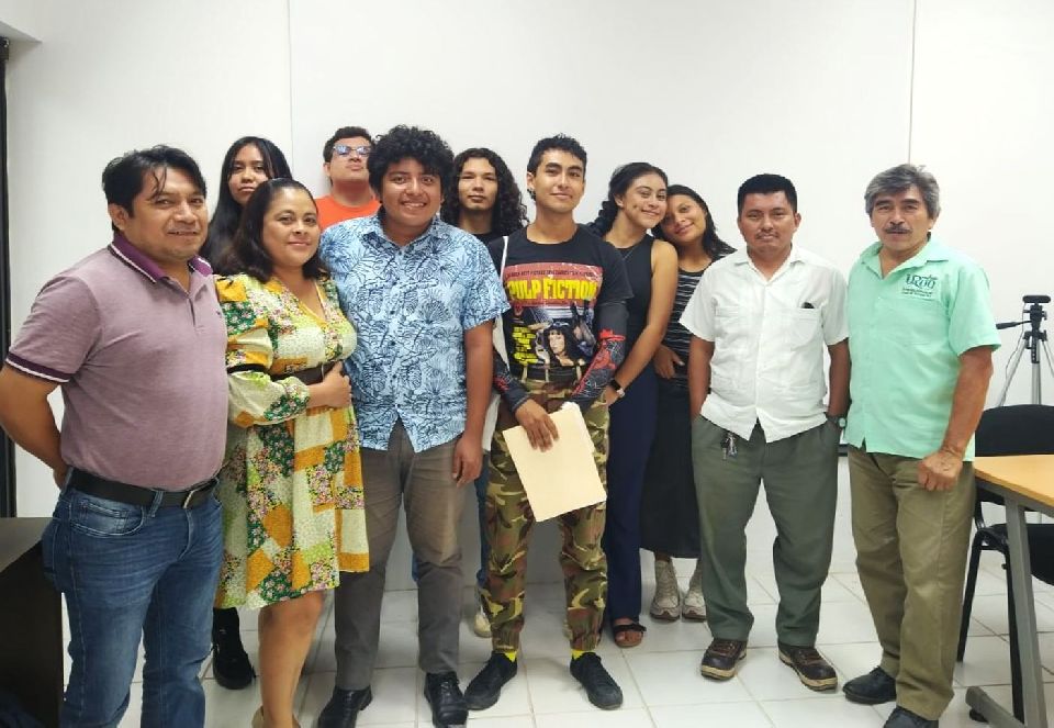 uqroo_mx's tweet photo. #SaladePrensa @uqroo_mx Imparten curso “Matemáticas en Maya y un poco más”, en UQRoo

https://t.co/mrnQcxpZvl https://t.co/LjRt2nuxOr