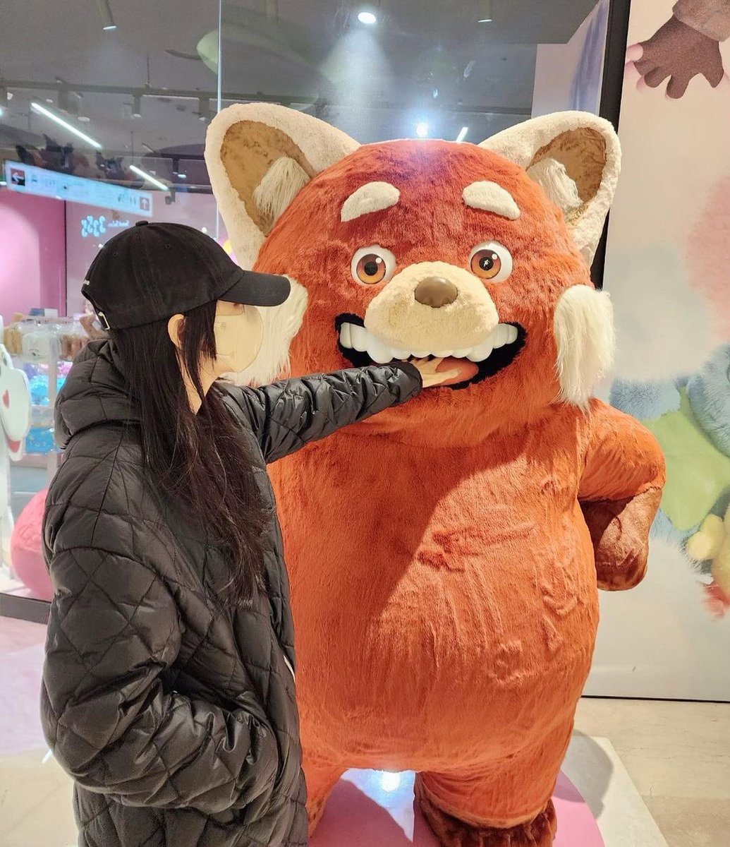 kim soyeon archive (@seojinism_) on Twitter photo 