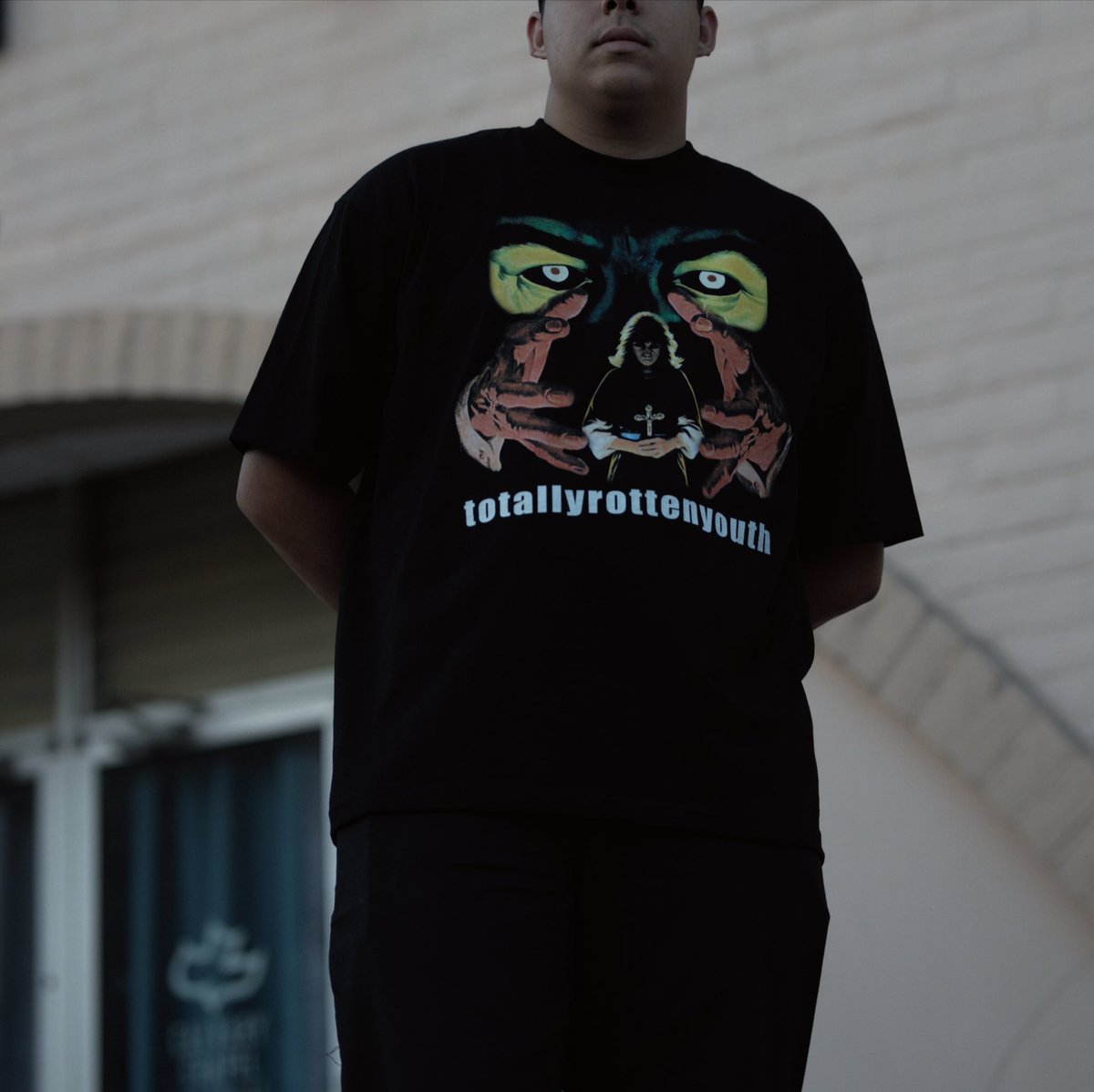 totallyrottenyouth tweet media