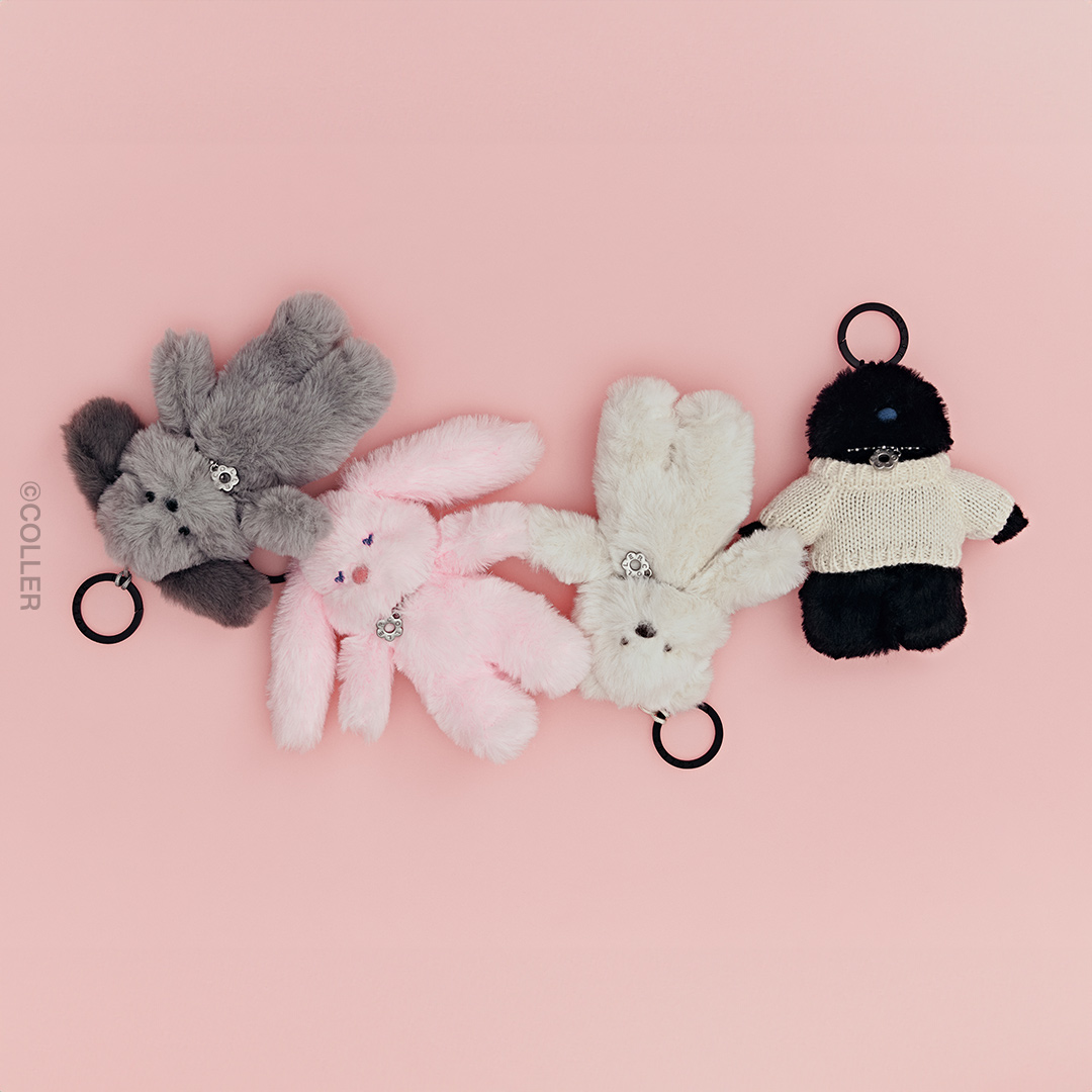 LINEFRIENDSinfo's tweet image. [LINE FRIENDS US]
The one and only platform for myself☺️

2024 COLLER New Arrivals

New body bag, square bag and furry friends' keyrings to add a touch of personality to your look✨

📍LINE FRIENDS US Online
🔗lin.ee/ZERu7Tk

#COLLER #LINEFRIENDS #LINEFRIENDS_US