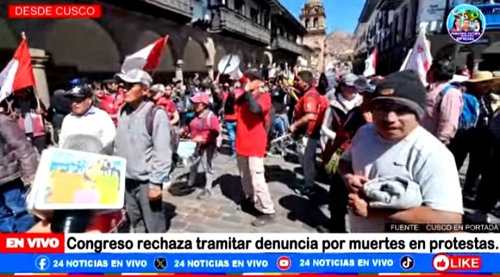 padre_n's tweet photo. CUSCO SE LEVANTA! Multitudinaria marcha de la población en acato al paro nacional contra el gobierno genocida de Dina Boluarte y la DBA congresal. Obviamente la prensa chavetera limeña lo va ocultar y hablarán de GUELELO y Brutela. Lo que se viene el 28...ay julita https://t.co/Jomhy3iyER