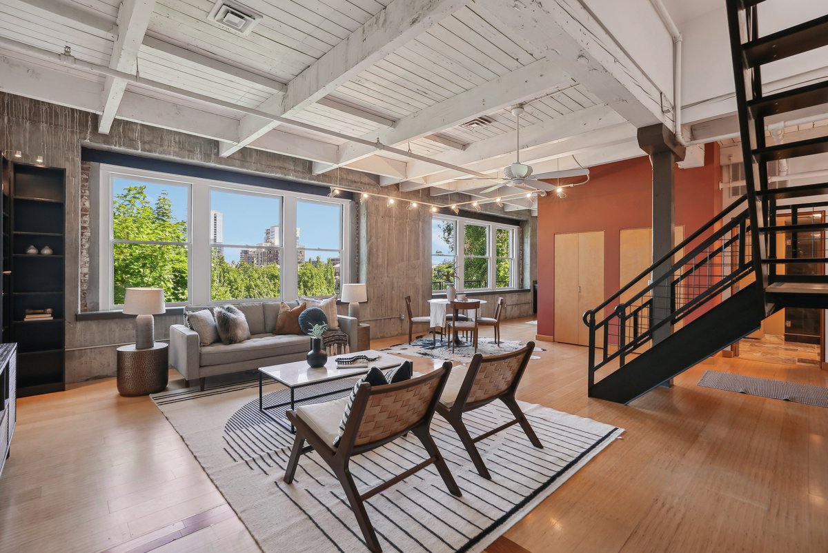 DebbieThomasPDX's tweet photo. Just Listed - Mini-Penthouse w/ Spectacular Corner Deck &amp; Views!  

Chown Pella Lofts - Unit 412 
416 NW 13th Ave.,Portland, OR 
1 bed I 2 baths I 1 parking space 
$595,000 I 1156 SF I MLS# 24435191  
Open House: Sat 7/20 12-2pm!

Contact Todd at (503)957-3079 for more info! https://t.co/YvUNJlHM6e