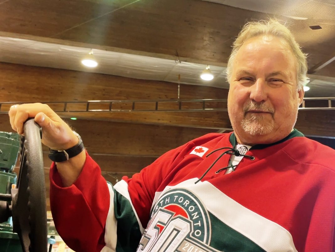 NTHockey_NTHA's tweet photo. It is with heavy hearts that the NTHA acknowledges the passing of Eric Anweiler, North Toronto Memorial Arena’s long-time Manager. Eric, known lovingly as Moose to all who knew him, took immense pride in making NT Arena the best in the City for over 50yrs. He will be sadly missed https://t.co/gVoWxUrulm