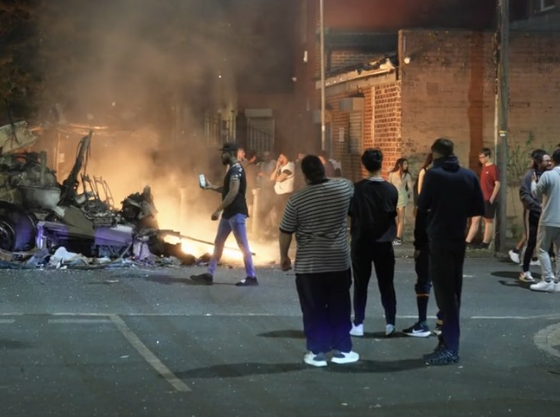 WilliamClouston's tweet photo. It pains me to write this…  but nothing has changed and nothing has been learned since I first experienced full-scale rioting where I then lived - Handsworth, Birmingham - four decades ago. Like this the spark was cross-community policing/authority and the result was a ramp up of senseless vandalism and violence. Mindless. In Handsworth two brothers who ran the local Post Office were murdered by arson. 

People on Twitter need to bear in mind that we have two different challenges:

First, there is the immediate imperative of trying to becalm Harehills to prevent further violence. Tonight… tomorrow… the next day… Lives could depend on this. I spoke to @Wayne_Dixon this morning and all @SDPhq Councillors have praised the local members in Harehills for trying to do this. They don’t want their community going up in flames. That’s the responsible thing to do and they deserve credit 👏.

Secondly, we need to find ways of pulling our society together in the long term. Getting us to ‘sing together’ as Lee Kuan Yew would say (his devotion to building social solidarity was forged as a witness to deathly inter-racial riots of pre-independence Malaya). Beware politicians mouthing simplistic slogans such ‘diversity is strength’. I’m afraid it’s going to take much more work than that… we might start by having an actual policy on social integration. 

One thing is for sure… 
we can’t go in like this…
