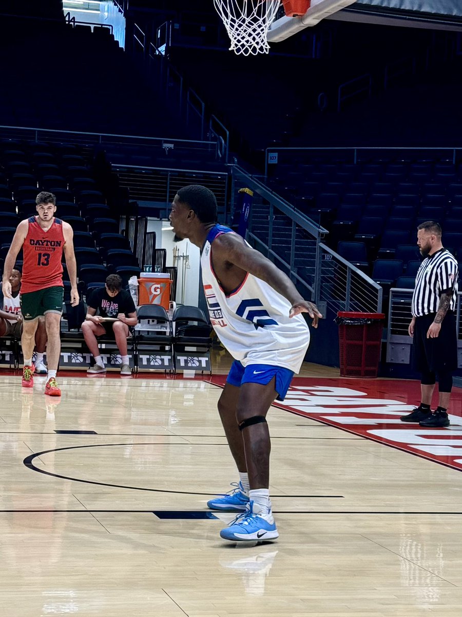 Lehman College Basketball (D3) tweet media
