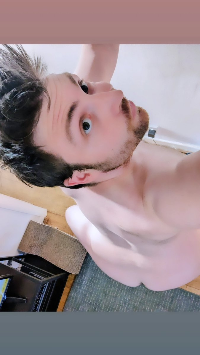 GayLeicesterAlt's tweet photo. Let's breed 😏

#gay #gayuk #gayleicester #gayalt https://t.co/cEyqsFZPHQ