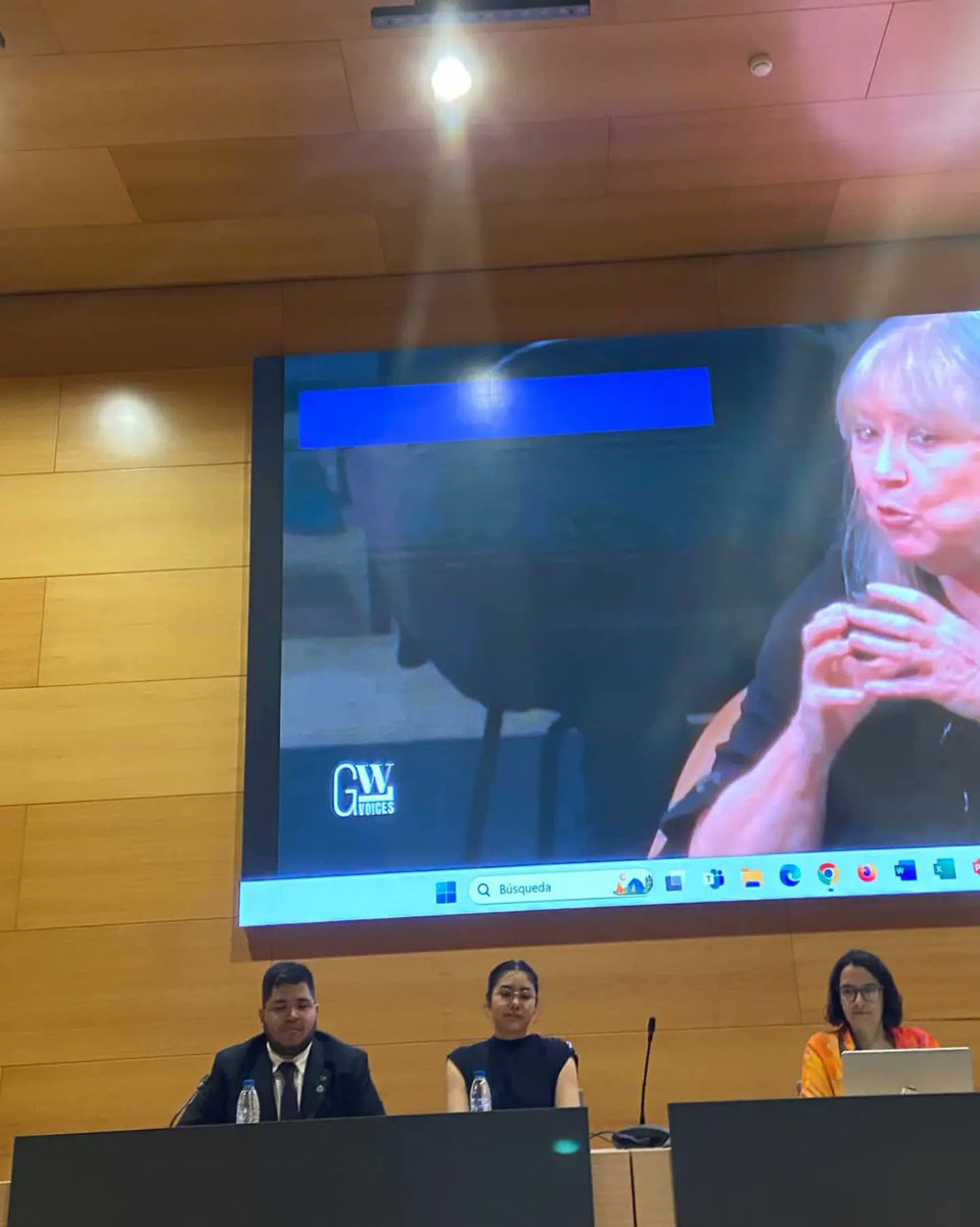 YouthGoalsRC's tweet photo. El 10 de abril tuvimos la oportunidad de realizar uno de nuestros diálogos estructurados con @SusanaMalcorra seguido de una ponencia sobre el uso de big data de parte de nuestras profesoras Ana Nieto y Nerea González en el campus Unamuno de la usal

¡Gracias por el espacio! https://t.co/EpInHM4afE