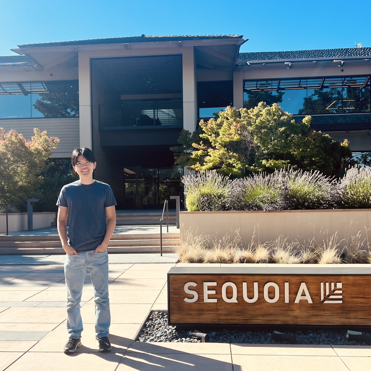 andrew gao (@itsandrewgao) on Twitter photo Delighted to join <a href="/sequoia/">Sequoia Capital</a> 🌲this summer on the early stage team!
If you’re #building something, my DMs are open!
🚨To those in devtools/infra/AI, I can provide feedback and test your product since I’m technical ⚙️
Goal is to make convos materially helpful for founders ‼️ Delighted to join <a href="/sequoia/">Sequoia Capital</a> 🌲this summer on the early stage team!
If you’re #building something, my DMs are open!
🚨To those in devtools/infra/AI, I can provide feedback and test your product since I’m technical ⚙️
Goal is to make convos materially helpful for founders ‼️