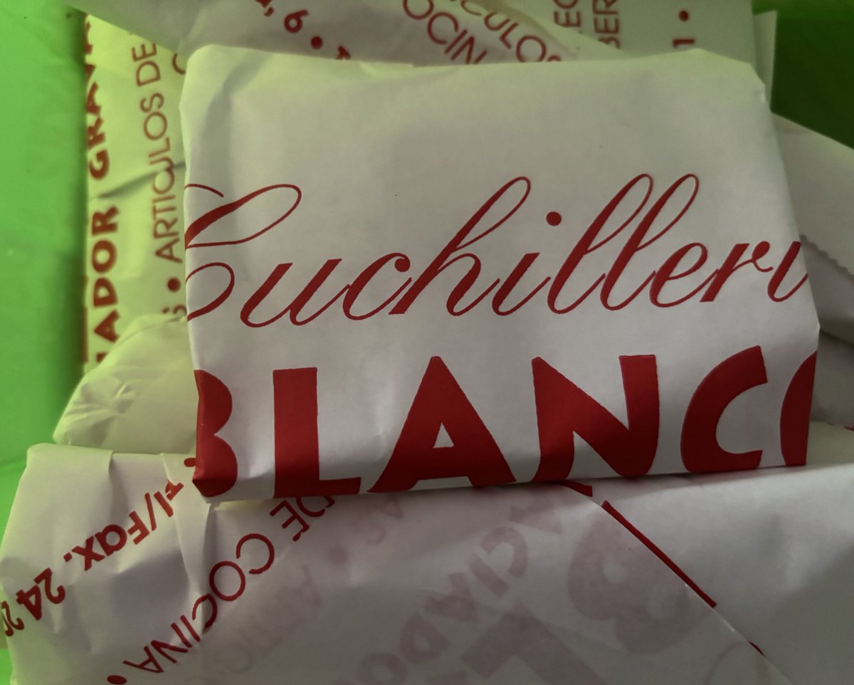 PardoMestre's tweet image. Avui he anat a recollir cutxilles i ganivets q eren a esmolar o
 i he vist com el treball artesa i professional encara sobreviu i amb continuïtat en aquests moments tant complexes.A #Lleida segur q hi ha més esmolets però el meu es el millor segur…quina sort…#privilegis 😌