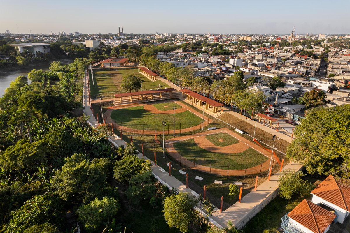 Román Meyer Falcón tweet media