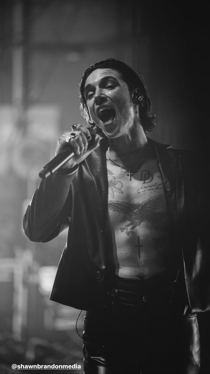 🆎 Daily (@andyblackdaily) on Twitter photo 