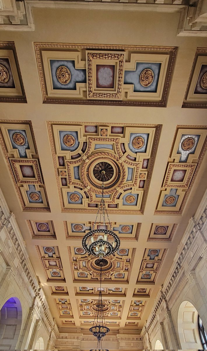 Sparky_STL's tweet photo. Kansas City Union Station. https://t.co/JyXHftFKF2