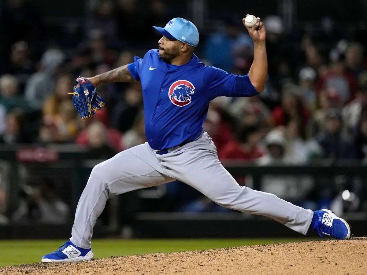Beisbolpuro's tweet photo. ESCOBAR A SULTANES
El zurdo venezolano Edwin Escobar, quien ayer causó baja en Triple A de los @Cubs, será uno de los dos refuerzos de los @SultanesOficial para la ventana del 22 de julio.
Escobar tiene experiencia en Grandes Ligas y Japón.
#LaCasaDelRey https://t.co/TdMVbmPSla