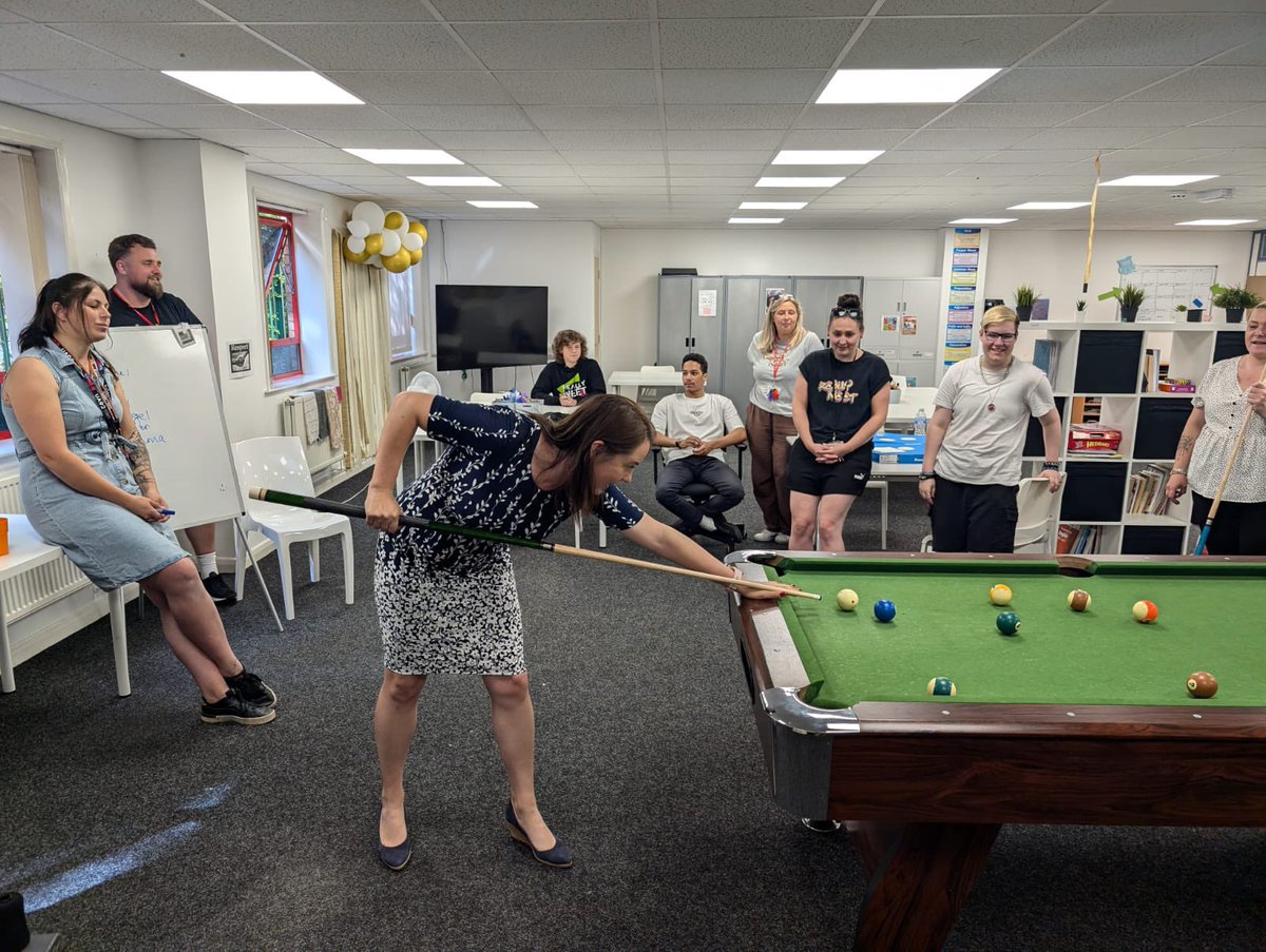 Steph_Peacock's tweet photo. Brilliant to visit social enterprise @ReallyNEETPro today as minister. I had the chance to see their outstanding youth work &amp; learning offer, supporting young people to build relationships and develop new skills across Barnsley. They also have sites in Rotherham, Telford &amp; London https://t.co/vGibo0BtN4