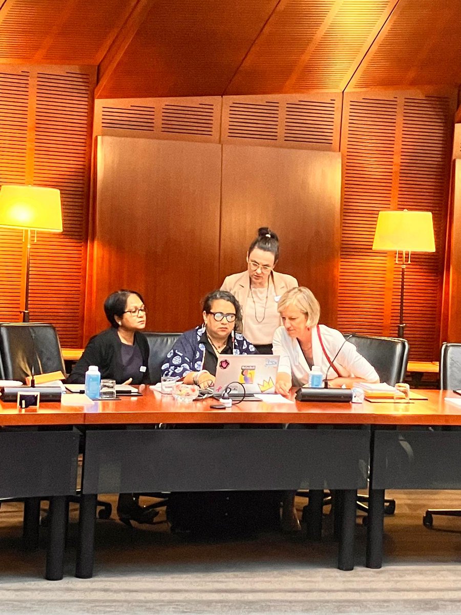 SwissPeaceHR's tweet photo. Women's participation in #peace processes is crucial for sustainable 🕊. Concluding 2️⃣ days of solution-oriented discussions at the #WomenMediatorNetworks retreat. https://t.co/QTqZk6MPDB
