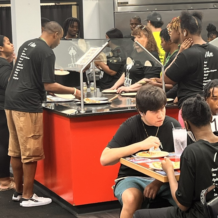 LRPARKids's tweet photo. Last Fun Friday of the summer program, and the students are enjoying their time at Larry's Pizza and Crenshaw Springs Water Park in White Hall, Arkansas. https://t.co/86x2hhPVmb