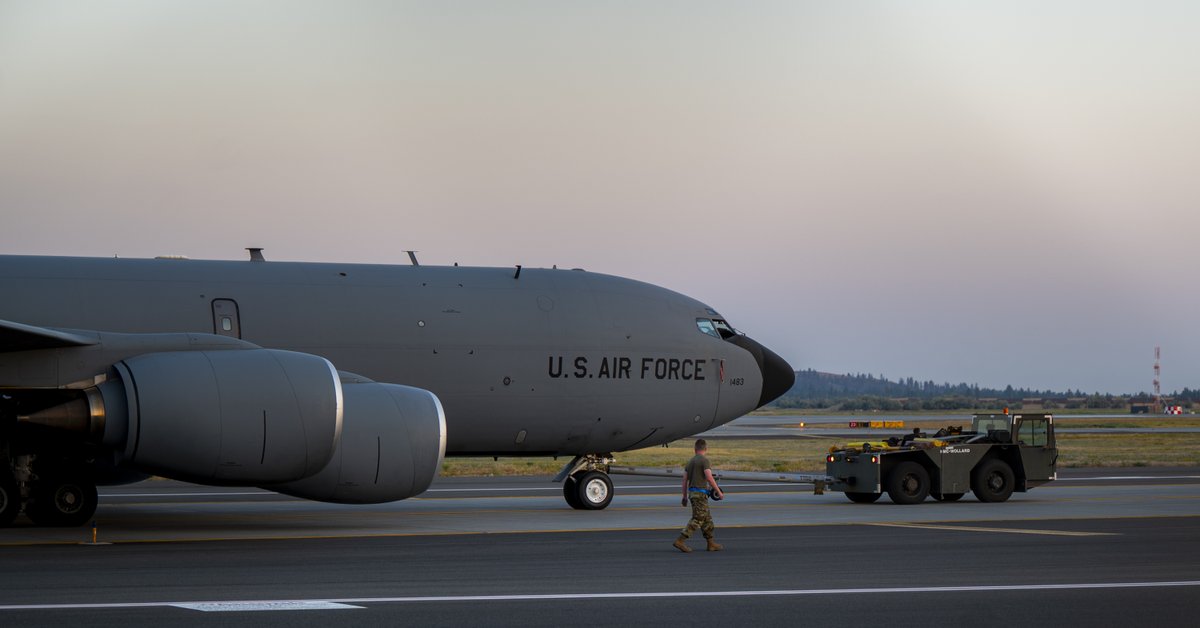 Fairchild AFB tweet media