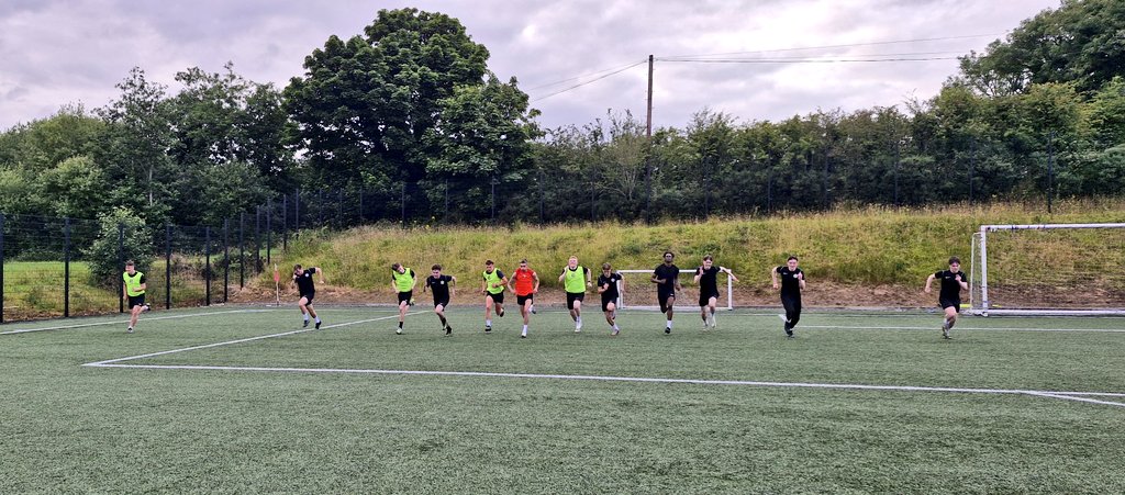 jamie5815's tweet photo. Back at it for season 2024-2025 with the #weebreda pre season began and tomorrow our first Pre Season outing against  our neighbours Orangefield Fc at Breda Park with a 14.00 hours ko #monover bar open https://t.co/ZCg0uu0Hx5