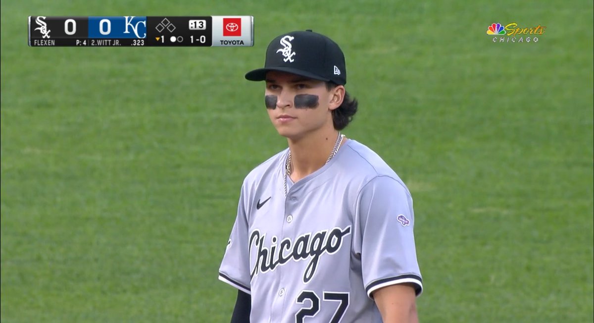 That’s another #ProHawk!

<a href="/BrooksBaldwin4/">Brooks Baldwin</a> took care of business on his first defensive chance. Might get his first AB here in the 2nd inning.