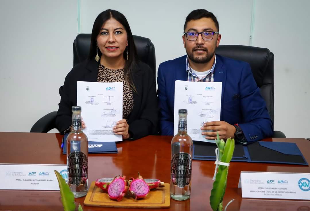 chrr27's tweet photo. 🤝✨ ¡Firma de Convenio de Colaboración con Páramo de las Cactáceas! 🌵📚

Nos complace anunciar la firma de convenio con la empresa Páramo de las Cactáceas, con el objetivo de establecer una colaboración académica con la Universidad Tecnológica de Tehuacán. https://t.co/Yp9ZkPgfV7
