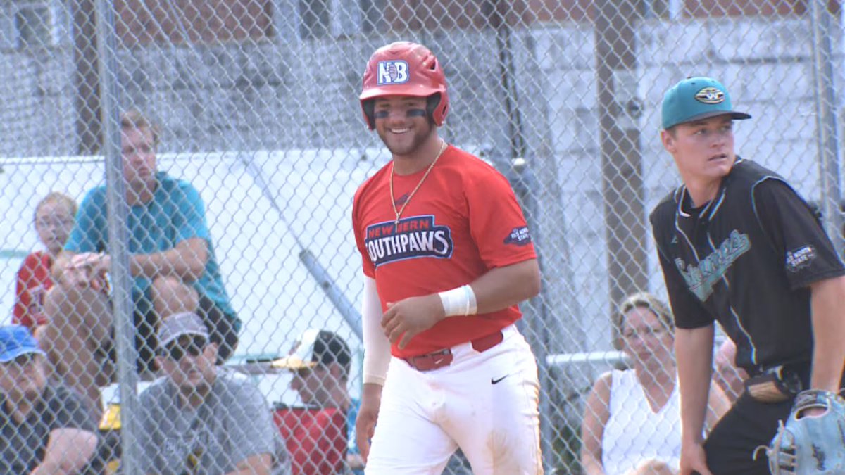 PR927FM's tweet image. PIRATE NEWS: @ECUBaseball Parker Byrd continues to grow his game, others around him in Old North State League
“I love being around the kid, the kids love being around him,” says New Bern Southpaws Head Coach Hunter Hackney, “He’s a phenomenal teammate, a phenomenal human.”…