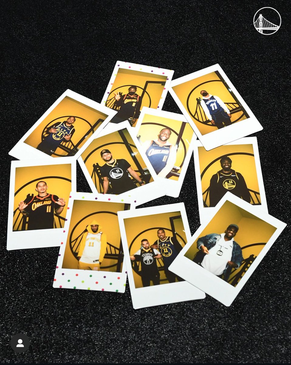 Gardas111's tweet photo. When every Warriors player wore Klay’s jersey before his first game back >>> https://t.co/TTY9L3oAKI