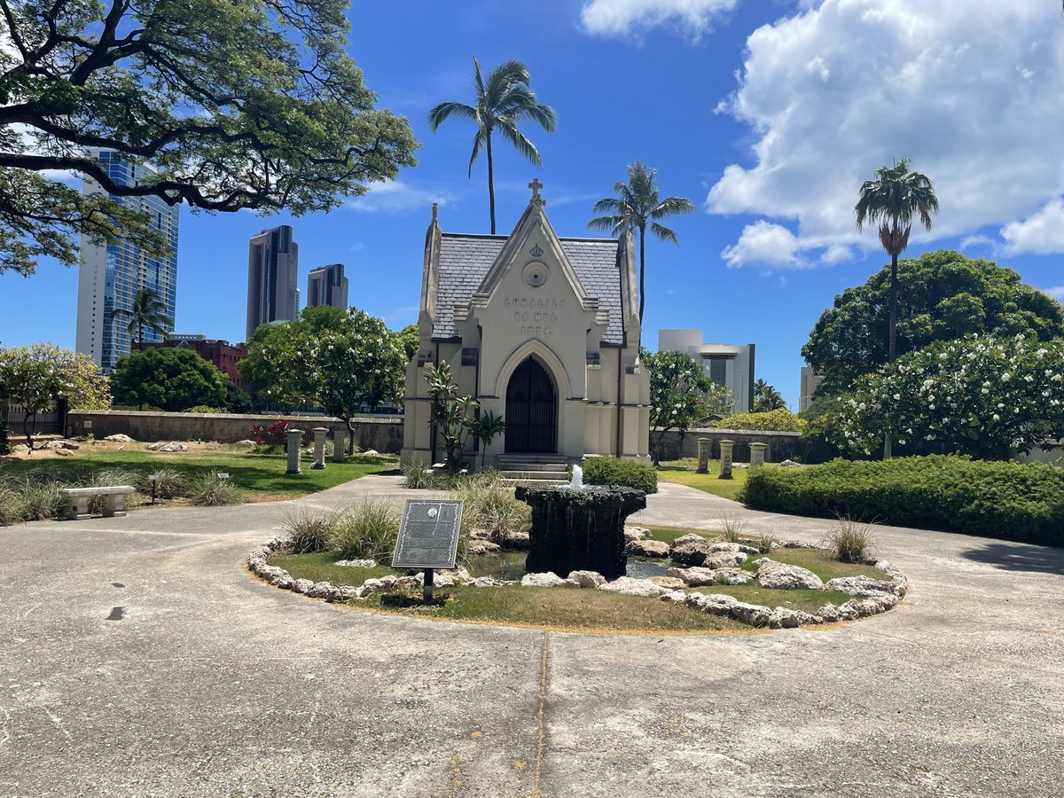 Graves, Mostly Colma tweet media