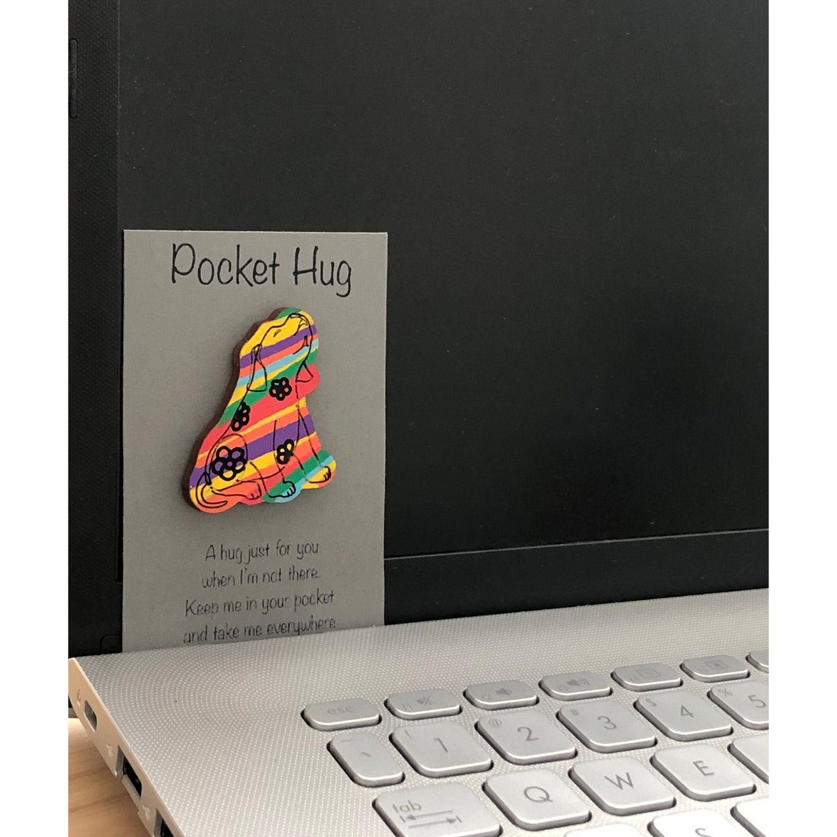 YogaWares's tweet image. Aw! So cute. #labradorpuppy #puppy #pockethug 

hugsandstitchs.etsy.com/listing/174935…