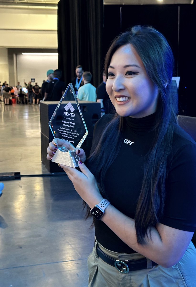 I CANT BELIEVE IT!!! I got a Cannon Award for my EFight Pass work!!! Thank you <a href="/Evo/">Evo</a> <a href="/Pond3r/">Tony Cannon</a> <a href="/ProtomCannon/">Tom Cannon</a> <a href="/TheHadou/">Rick</a> ❤️❤️❤️ #EVO