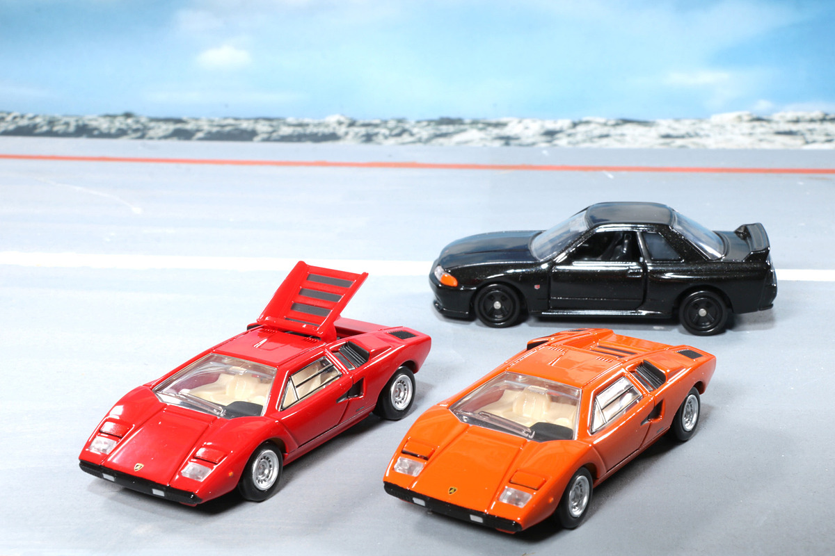 絶版新品 未展示未使用 kyosho/京商1/18 RX-7 レッド 絶版未展示品 京