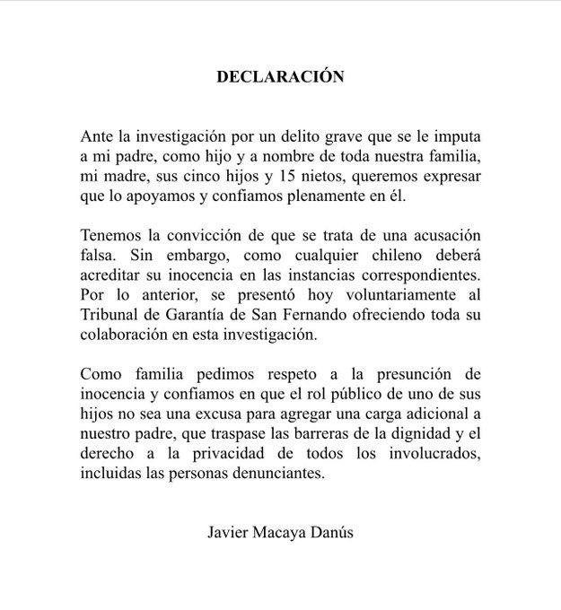QColoradac's tweet photo. El pueblo exige que @javiermacaya  renuncie , no puede haber un parlamentario encubridor de pedofilia y más cuando eran sus sobrinas .
Así como pide renuncias por estupideces a los ministros el mínimo debería dar un paso por ser cómplice de unos de los delitos más graves en chile .
#RenunciaMacaya 
#MacayaPederasta