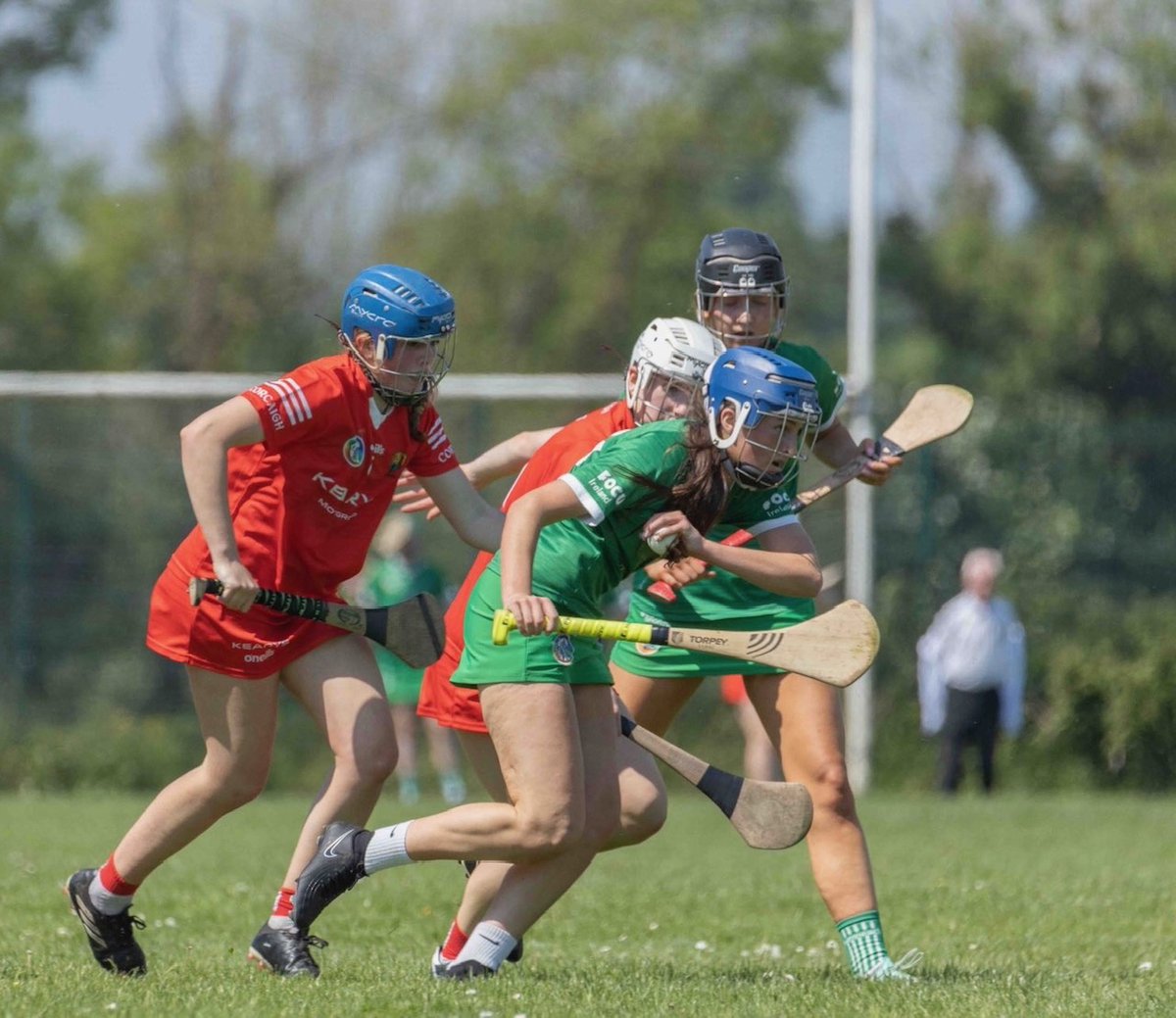 NcwCamogie's tweet photo. Wishing @LimCamogie U16s and management the very best of luck in All-Ireland final tomorrow.A special mention for our own girls Mia,Isabelle &amp; Hazel, all the very best. We are so very proud of you. 💚🤍🖤🤍 https://t.co/FtSgW1YeyV