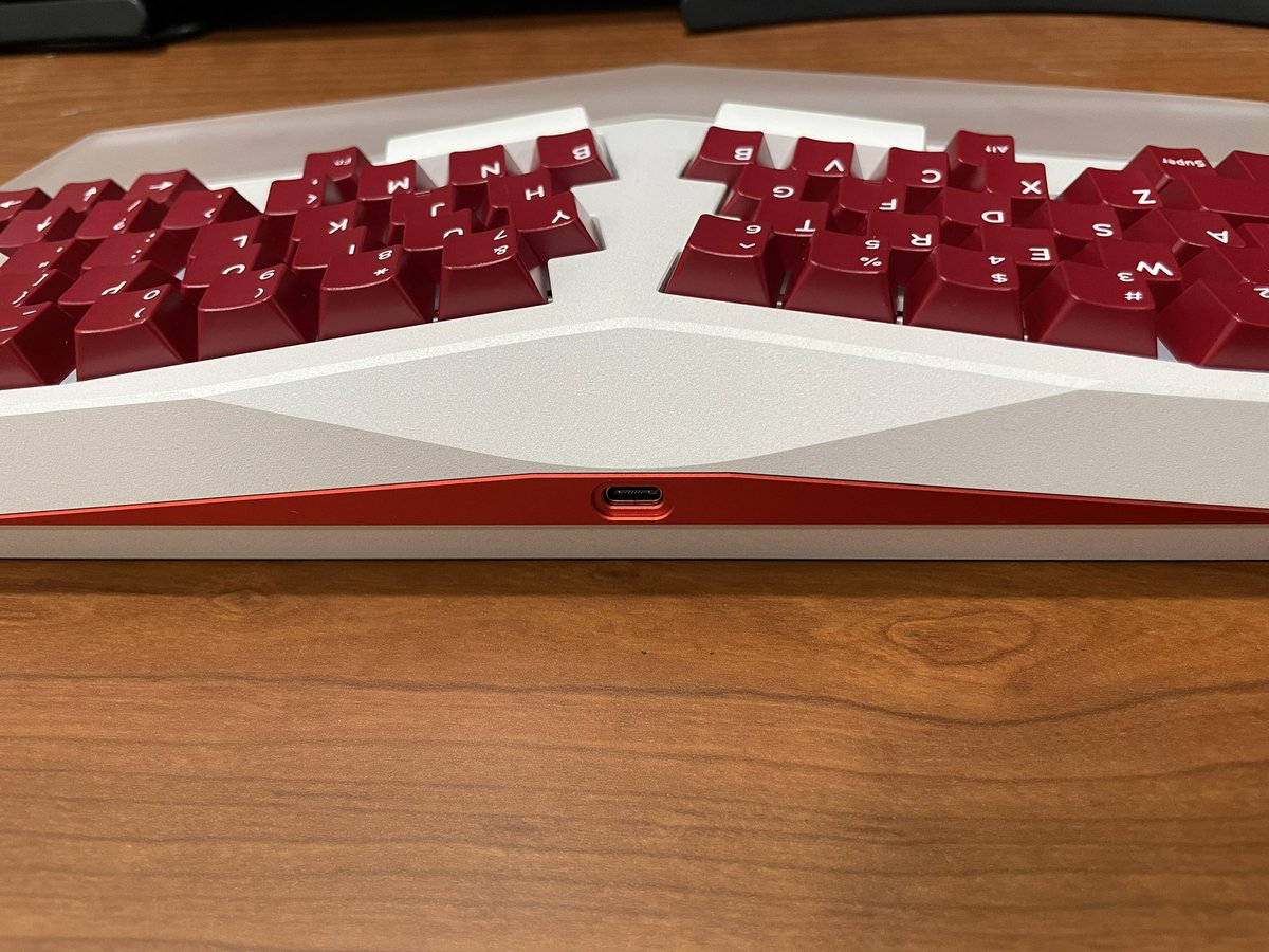 shirobotchi's tweet photo. ( ⌨️ +🖱️ ) *2 https://t.co/2bPclInDuR
