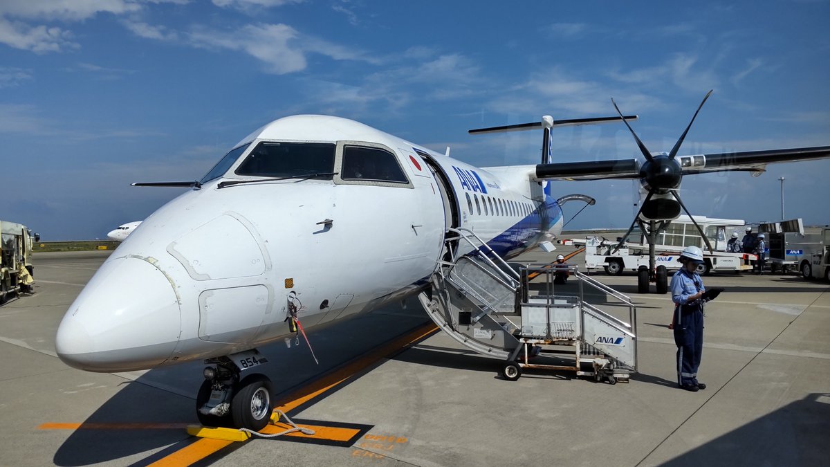 MMXV_masahiko's tweet photo. #福岡空港(#FUK)→#中部国際空港(#NGO)

#OrientalAirBridge
#ORC
#ORC56
#AllNipponAirways
#ANA
#ANA4656
#Bombardier
#DHC8_Q400
#JA854A https://t.co/HIfD0rOynF
