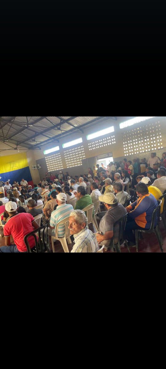 #19Julio24| En mi intervención con la maquinaria ADeca del municipio San Fernando con el padrón electoral completo.  defenderemos los VOTOS para garantizar el triunfo de @egonzalezurrutia éste #28Julio hasta el final

<a href="/JAD_Venezuela/">Juventud de AD</a> <a href="/ADemocratica/">Acción Democrática</a> @