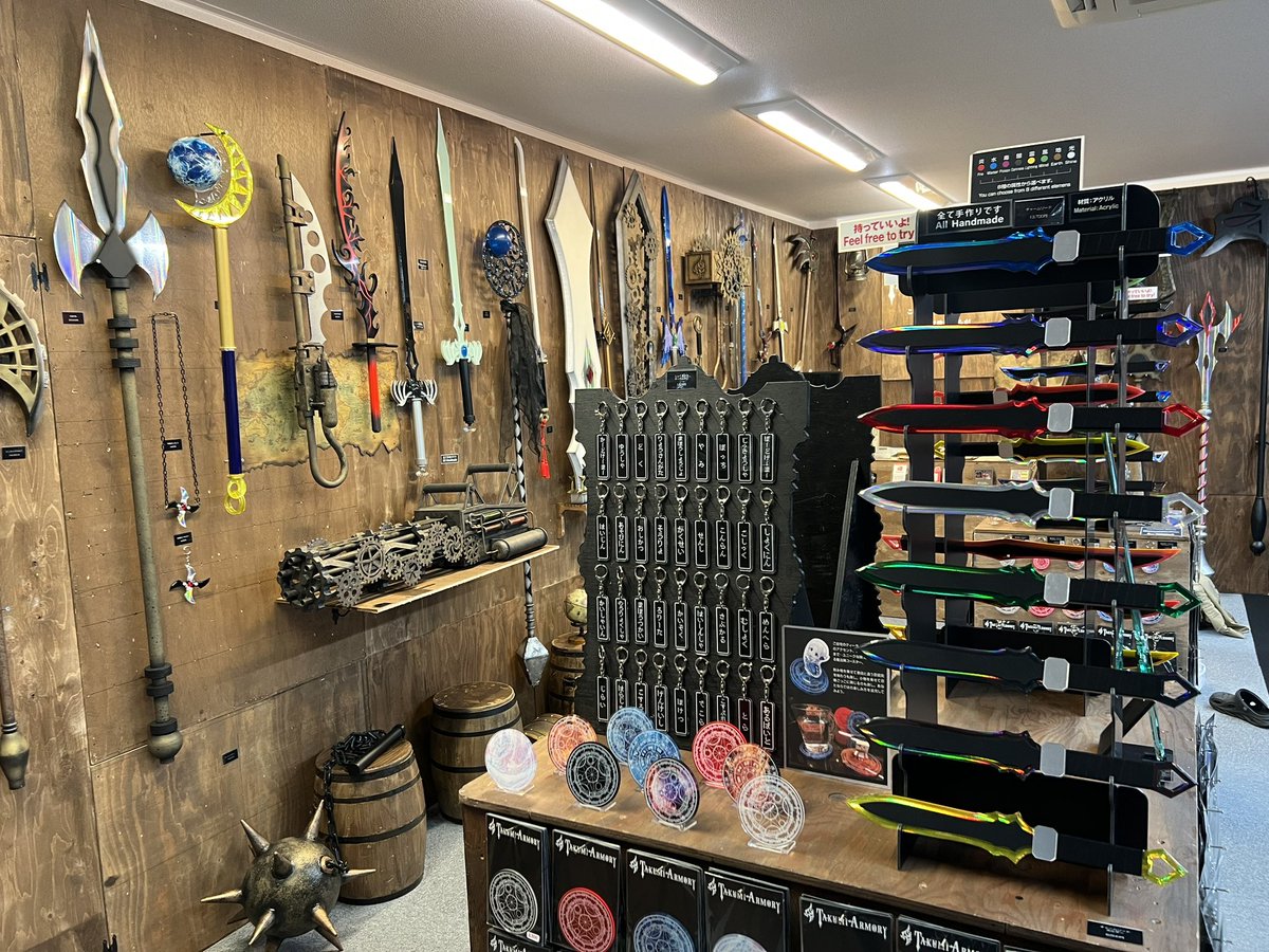 takumikougei's tweet photo. 「池袋に武器屋できたよー！」
ただ1つ大きな問題がある
ビルの外から見ると看板が1つも無い
そう、#武器屋 がわからない！
SNSで知っていただくしか方法がない！
【リポスト協力お願いします☆】
池袋アニメイト本店すぐ
MASHITA BLDG真下ビル6階
ワクワク空間をプレゼントします
土日11:00-20:00 https://t.co/JUCQRRadxa