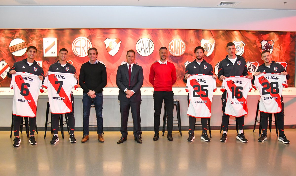 JorgeBrito's tweet photo. Bienvenidos a @RiverPlate! Vamos por más! https://t.co/CKymdHCitI