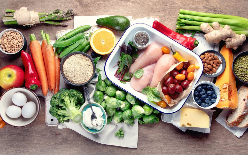 BradfordDentist's tweet image. Crunchy, raw veggies help keep your teeth surfaces clean by naturally and gently scrubbing your teeth as you chew.

Read more 👉 lttr.ai/AU72n

#StrongTeeth #Bradforddentist #DentalHealth #NaturallyStrongTeeth