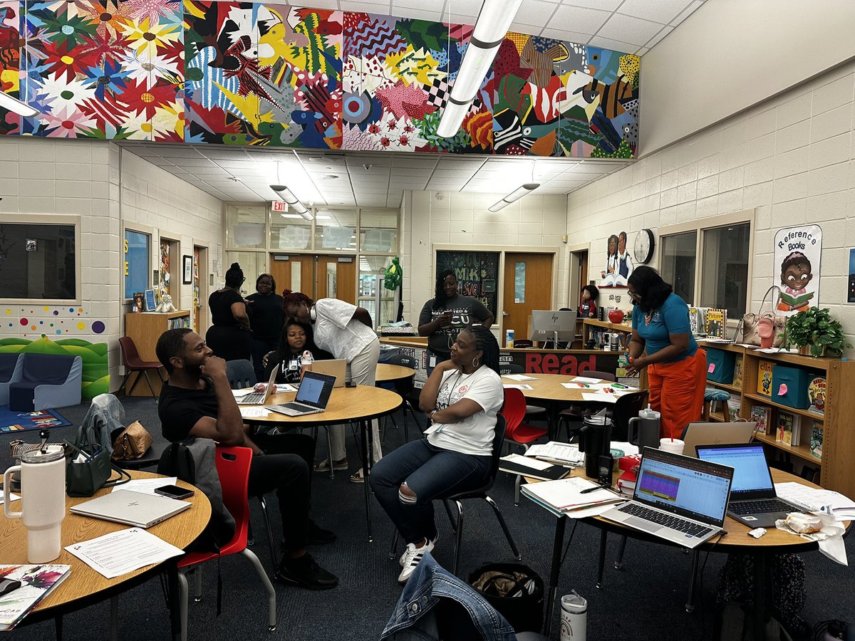 TheCAEPrincipal's tweet photo. We had an amazing time at our Leadership retreat. We worked on setting the vision for the school year. @APSClevelandES @AP_KBall https://t.co/ZO8vL91kcG