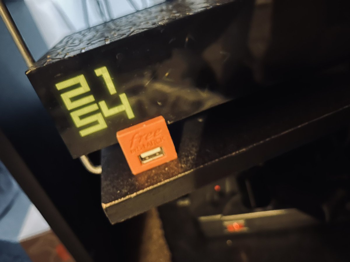 I M 𝕏avier tweet media