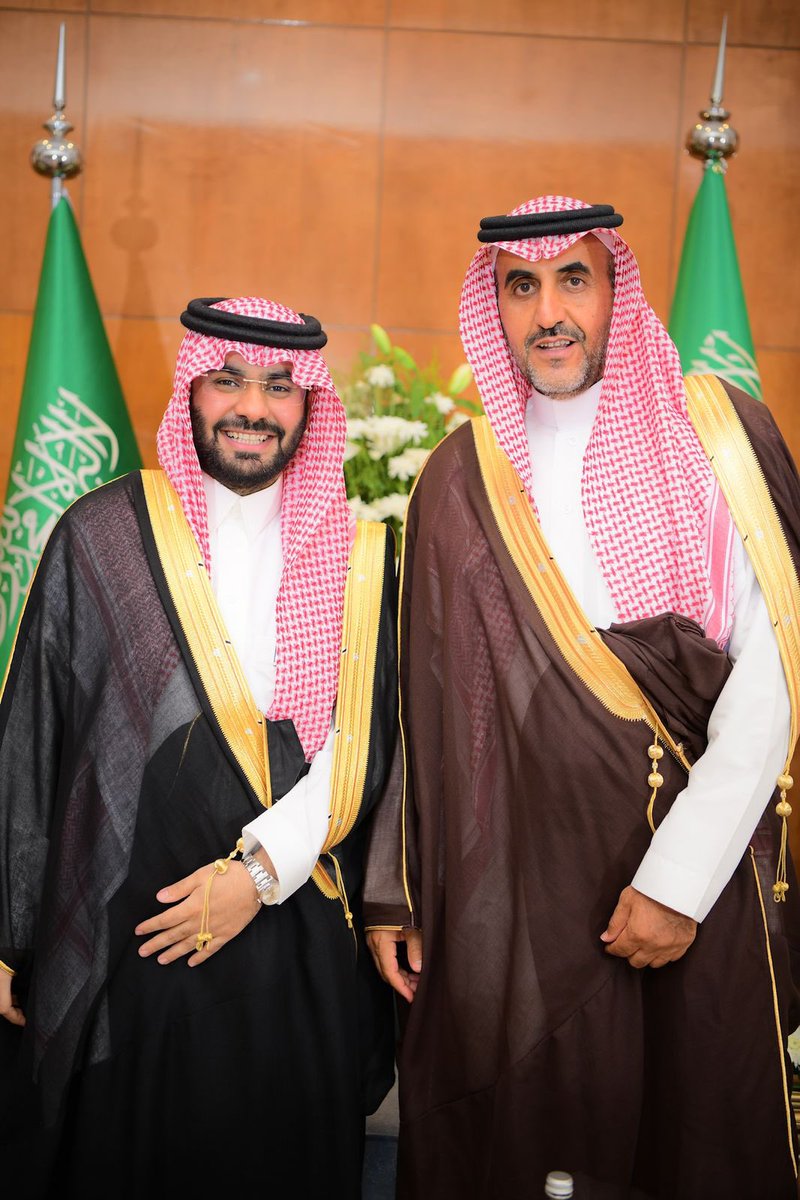 في زواج الغالي /عبدالرحمن الثنيان . الله يوفقك ويستر عليك ،